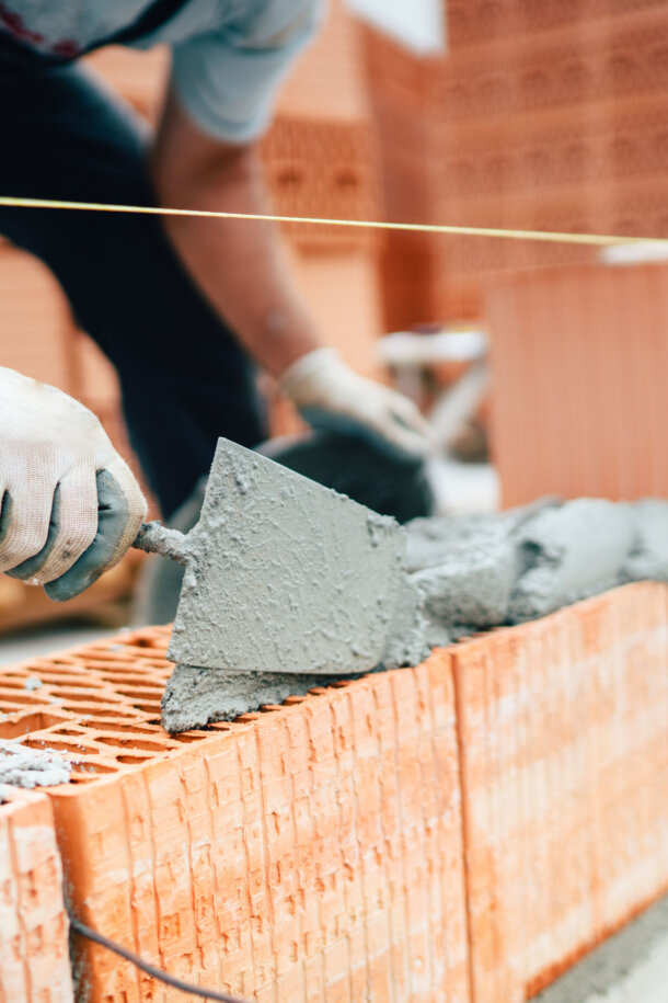 Metsers en bakstenen