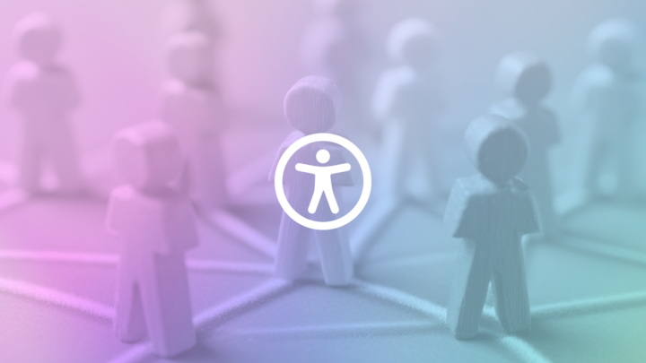 Abstracte houten figuren verbonden door lijnen, met een centraal wit universeel toegankelijkheidssymbool tegen een paars-blauw kleurverloop.